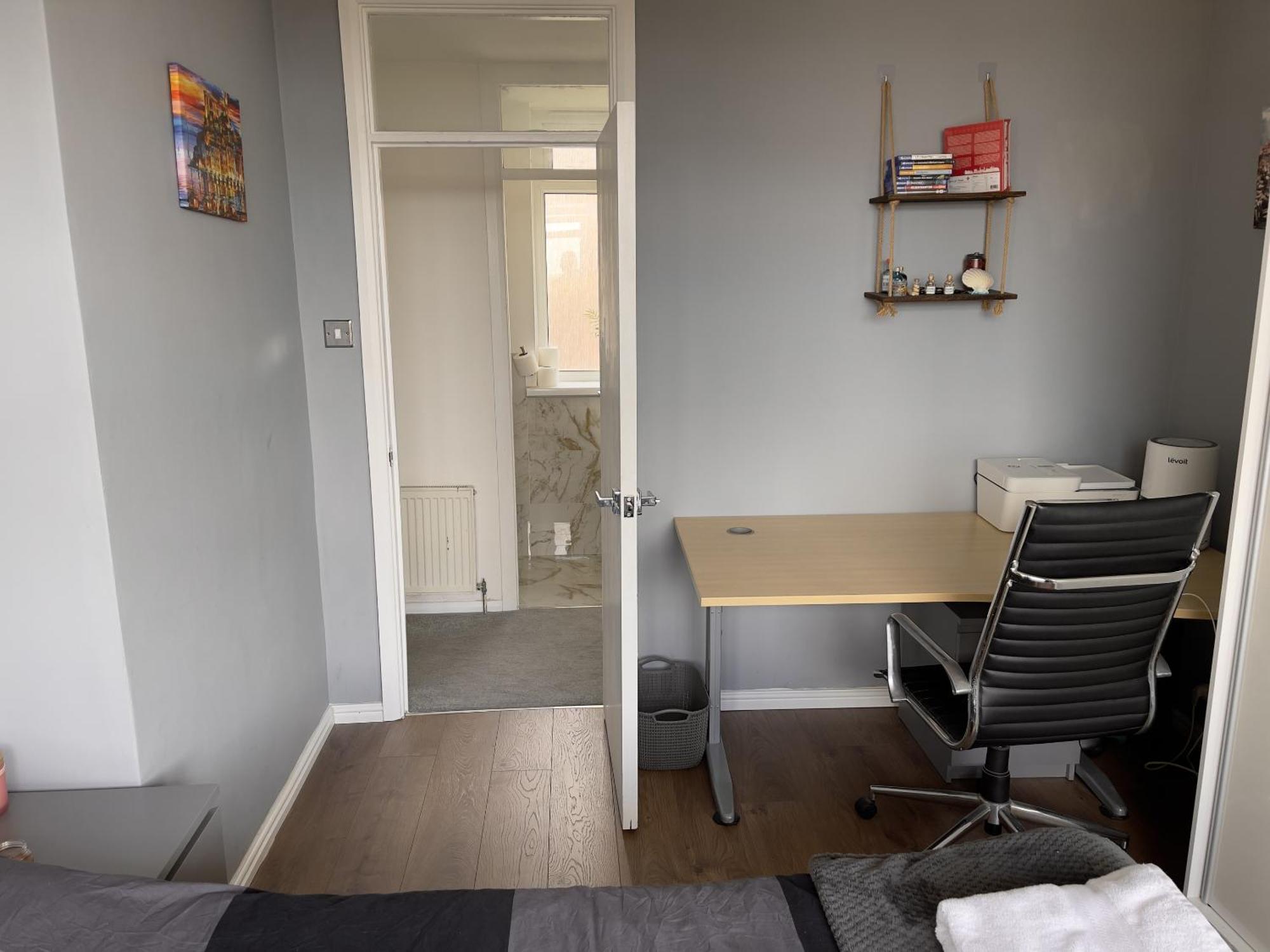 Beautiful 3-Bed Apartment At Swiss Cottage London Exterior foto